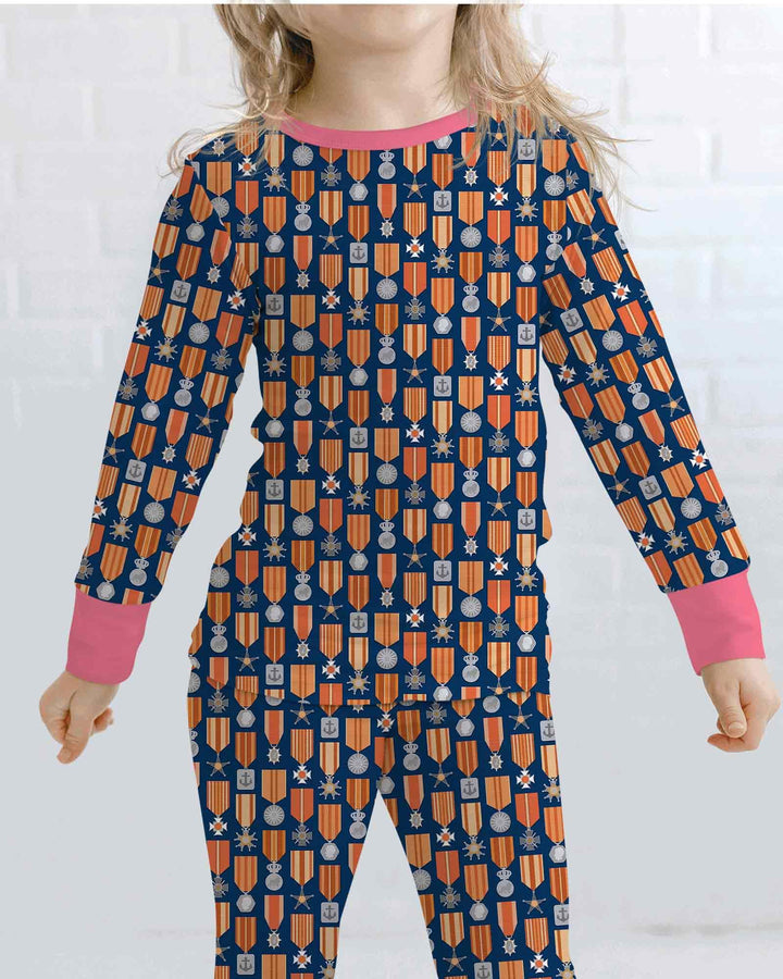 Zweiteiliges Langarm-Pyjama-Set mit Sommerfrüchten