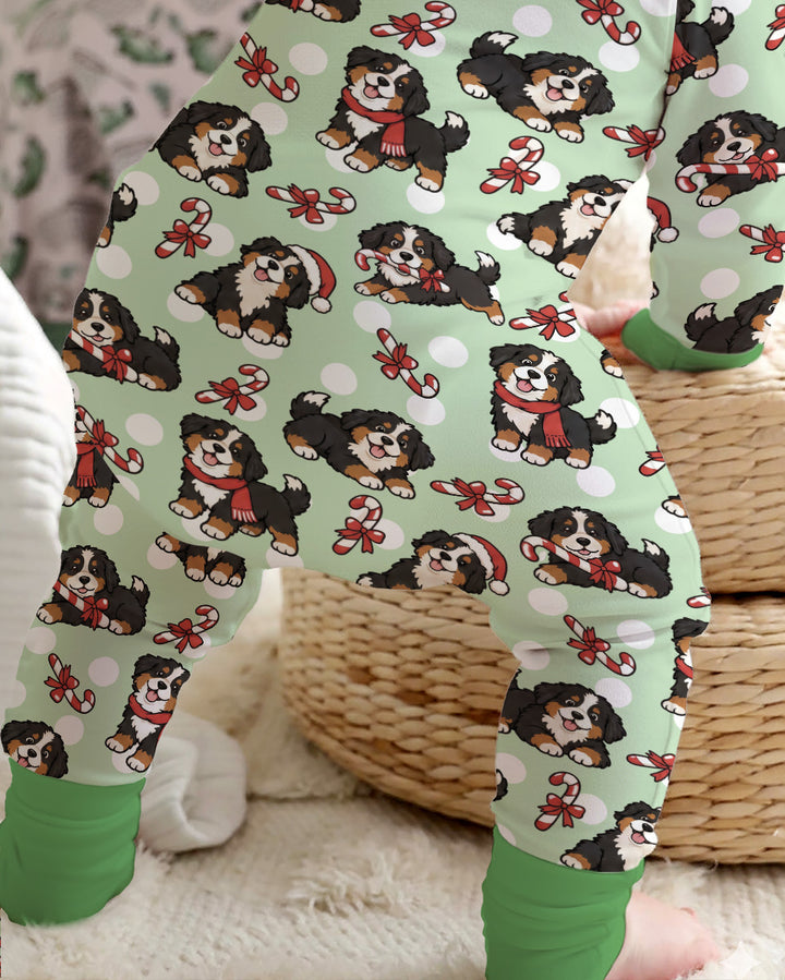 Holiday Bernese Mountain Christmas Dog Bamboo Convertible Zippy