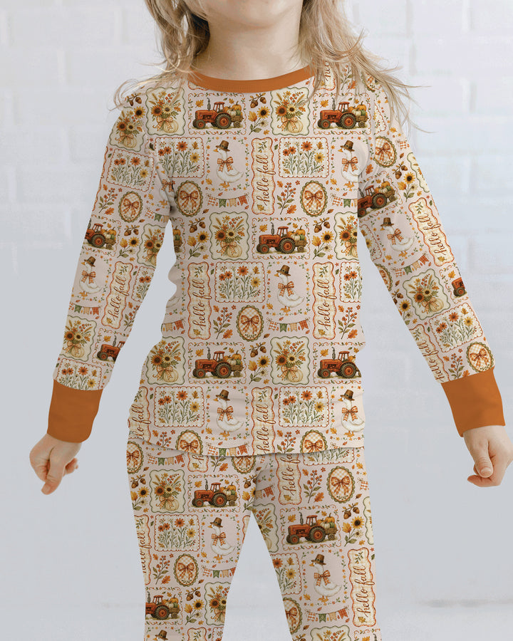 Zweiteiliges Langarm-Pyjama-Set mit Sommerfrüchten