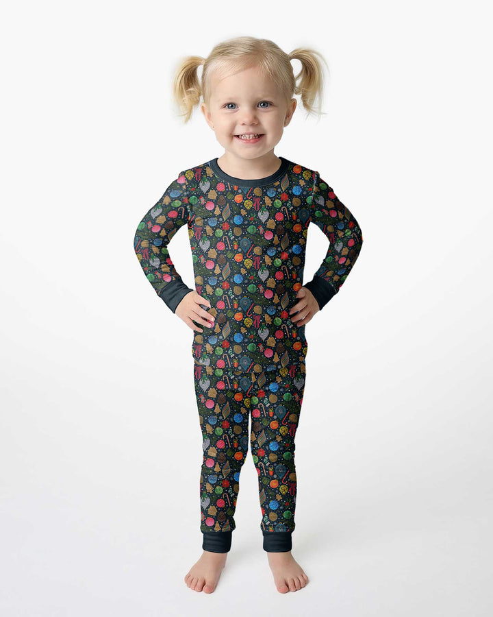 Holiday Ditsy Bamboo Two Piece Long Sleeve Pajama Set