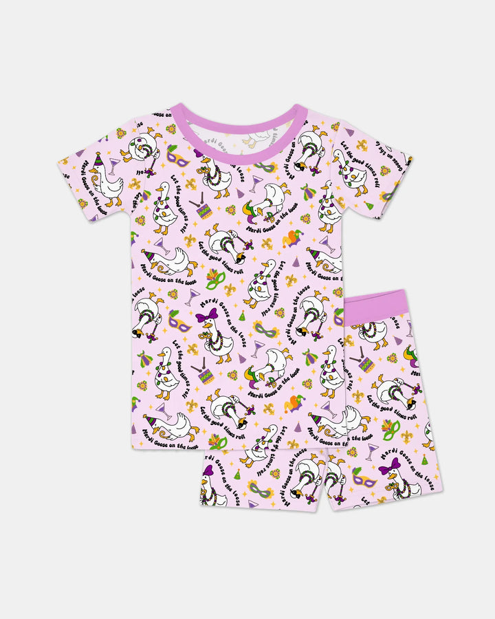 Template Zweiteiliges Pyjama-Set mit kurzen Ärmeln und Shorts