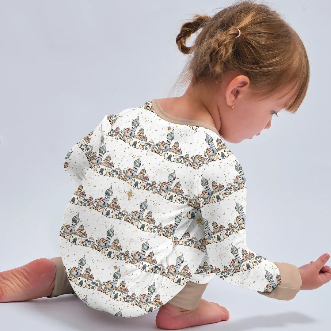 Zweiteiliges Langarm-Pyjama-Set mit Sommerfrüchten