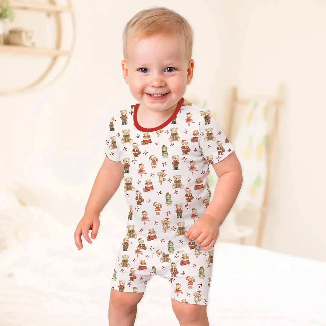Template Zweiteiliges Pyjama-Set mit kurzen Ärmeln und Shorts