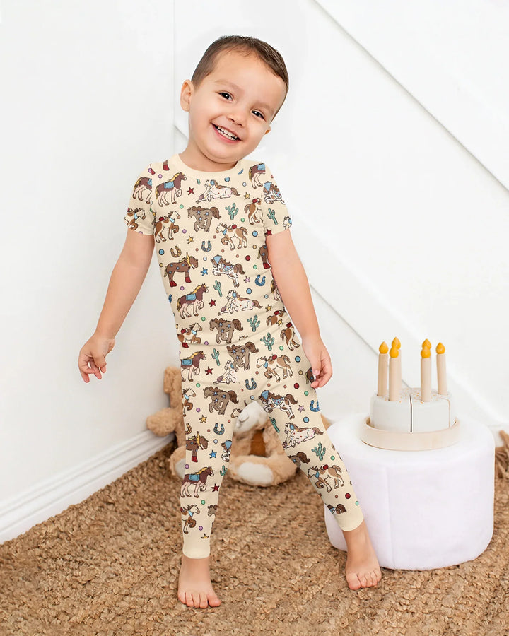 Zweiteiliges, kurzärmliges Pyjama-Set mit Marienkäfern