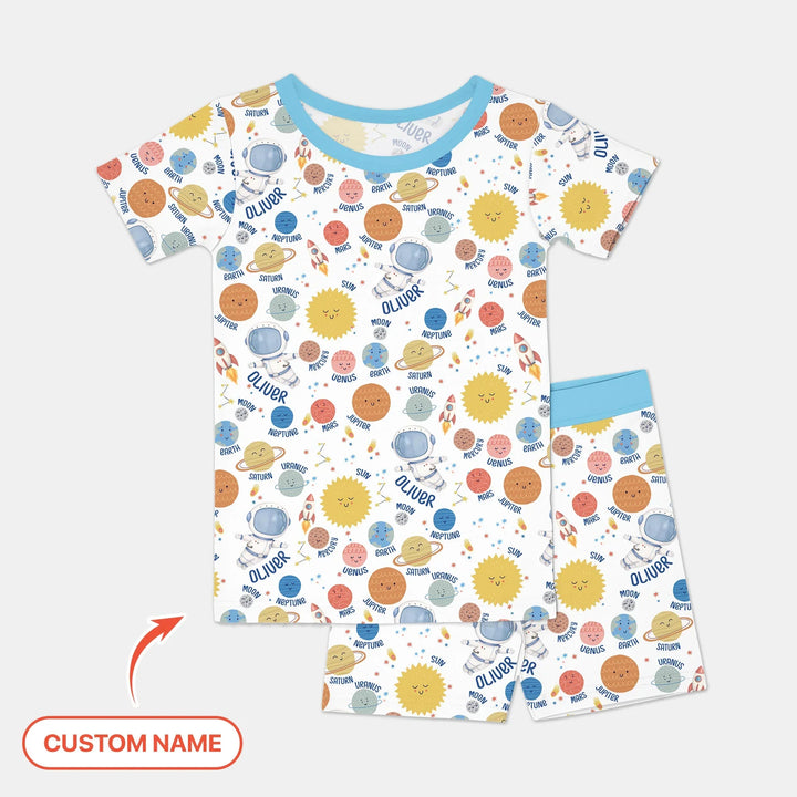 Zweiteiliges Pyjama-Set mit kurzen Ärmeln und Shorts im Sommer-Design