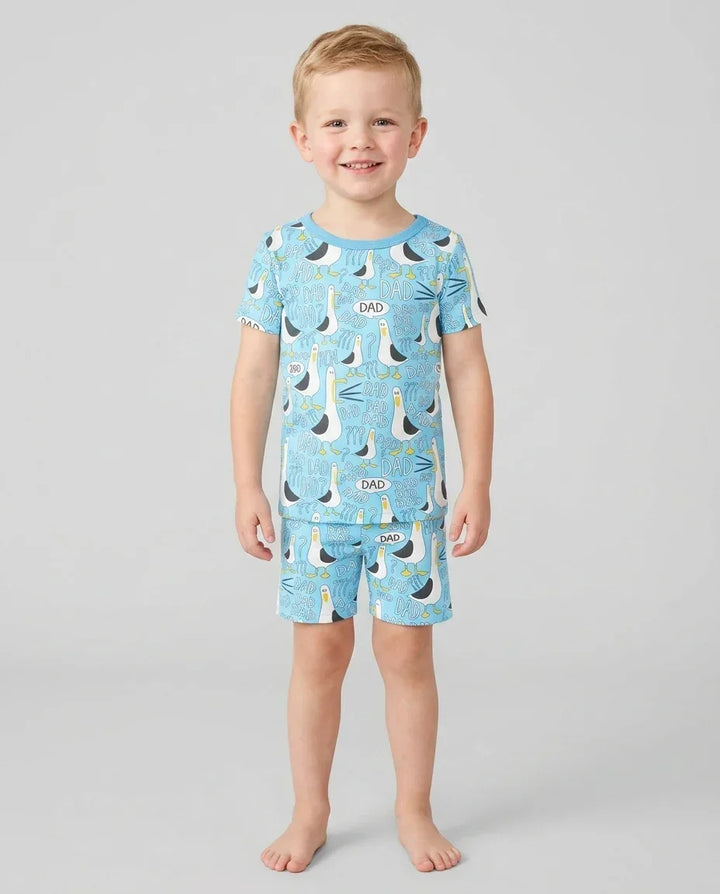 Template Zweiteiliges Pyjama-Set mit kurzen Ärmeln und Shorts