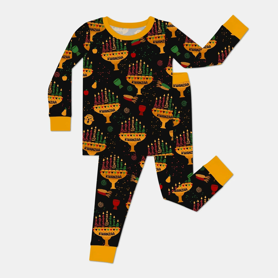 Zweiteiliges Langarm-Pyjama-Set mit Sommerfrüchten
