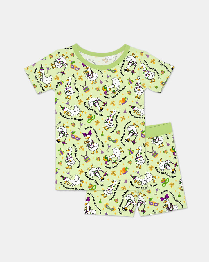 Template Zweiteiliges Pyjama-Set mit kurzen Ärmeln und Shorts
