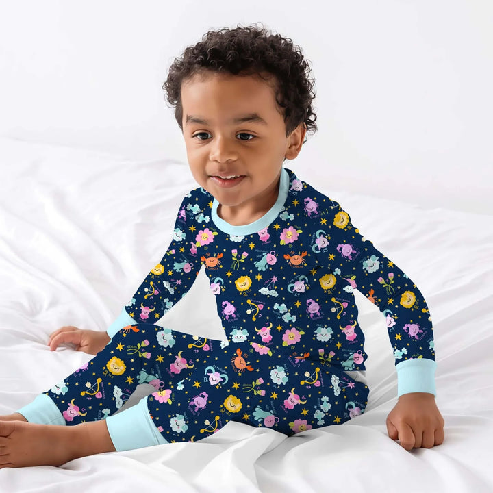 Zweiteiliges Langarm-Pyjama-Set mit Sommerfrüchten