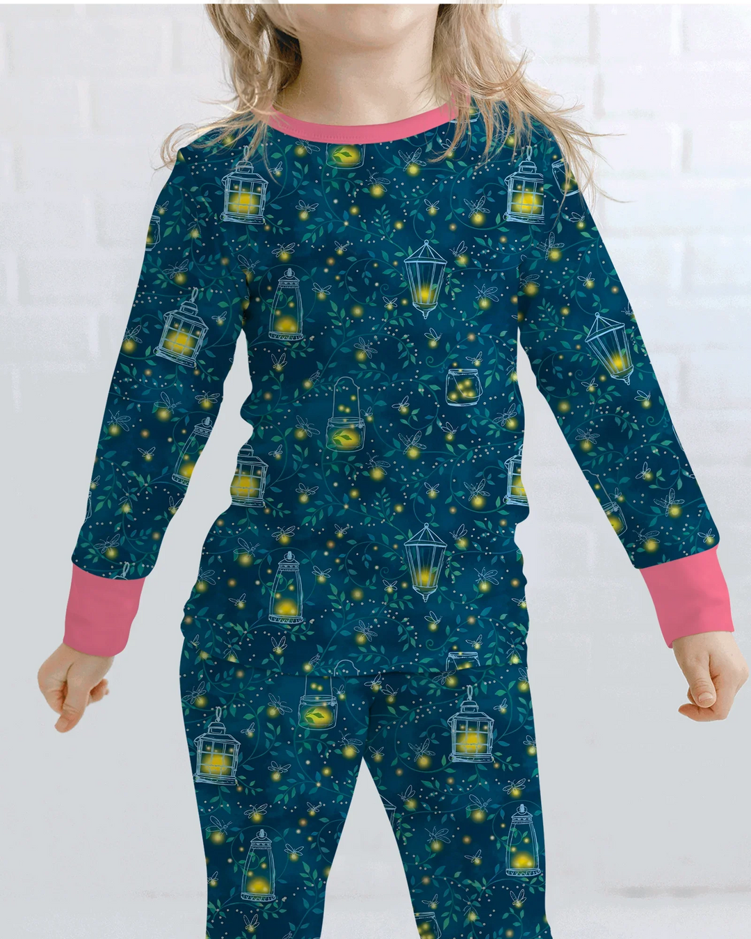 Zweiteiliges Langarm-Pyjama-Set mit Sommerfrüchten