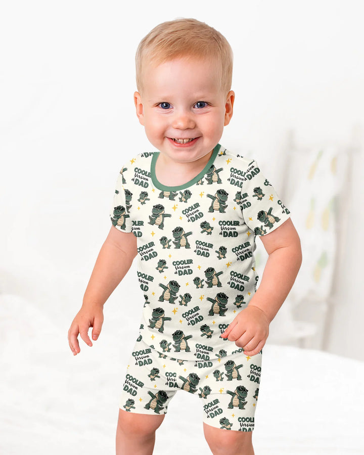 Zweiteiliges Pyjama-Set mit kurzen Ärmeln und Shorts im Sommer-Design