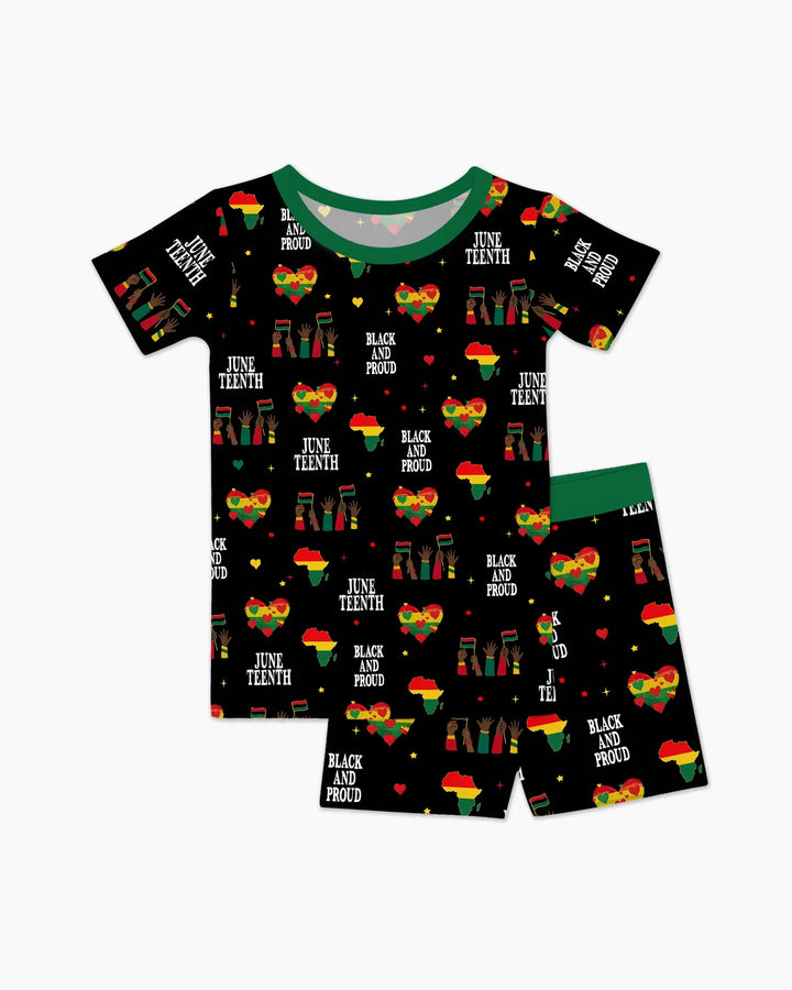 Template Zweiteiliges Pyjama-Set mit kurzen Ärmeln und Shorts