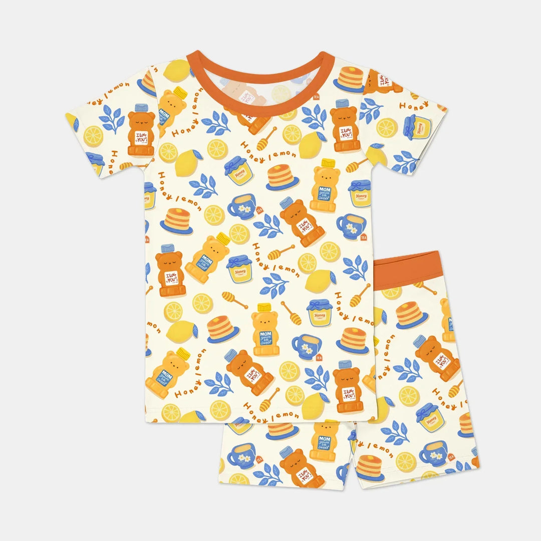Template Zweiteiliges Pyjama-Set mit kurzen Ärmeln und Shorts
