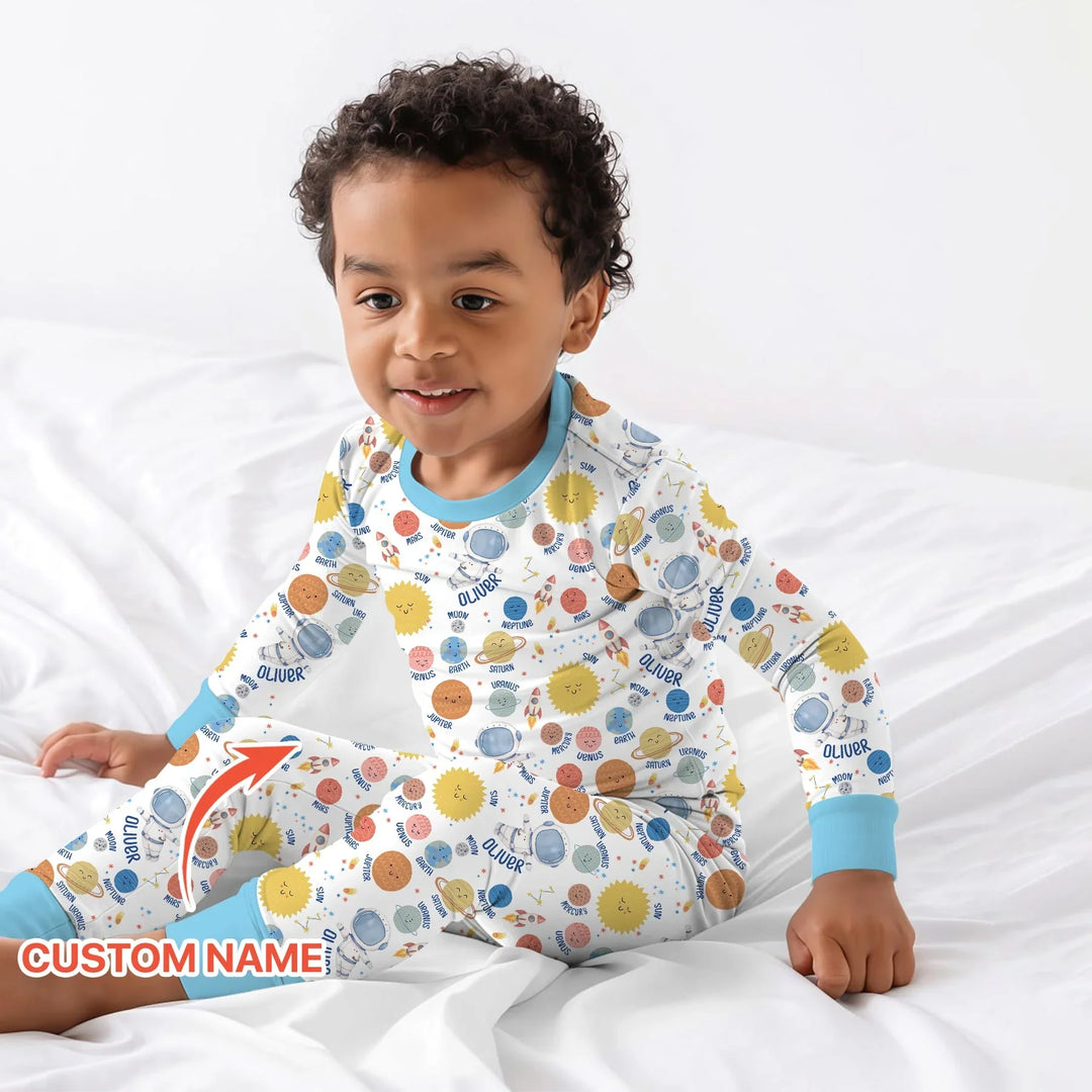 Zweiteiliges Langarm-Pyjama-Set mit Sommerfrüchten