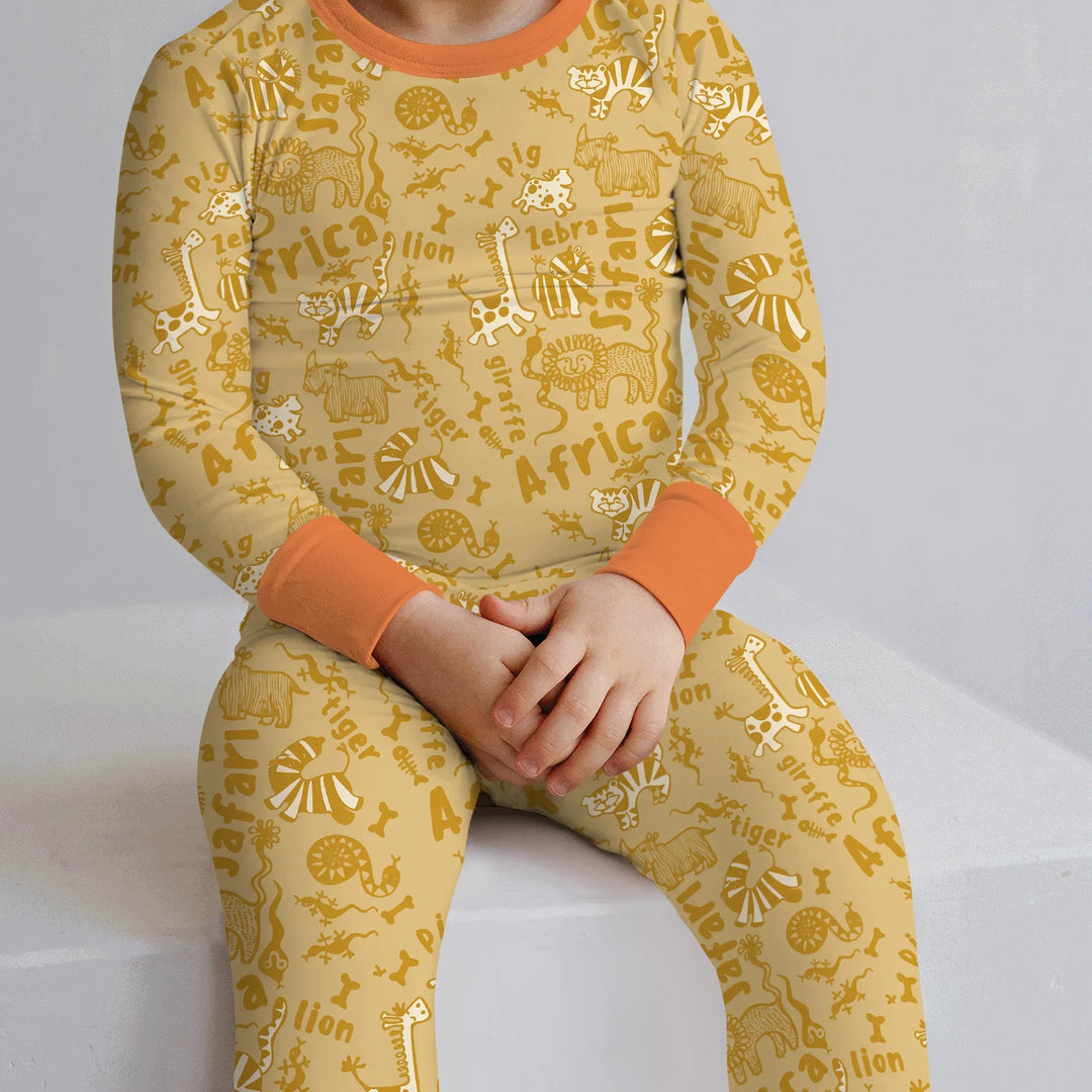 Zweiteiliges Langarm-Pyjama-Set mit Sommerfrüchten