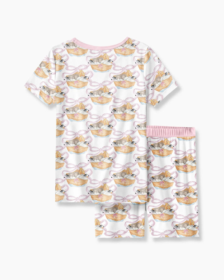 Template Zweiteiliges Pyjama-Set mit kurzen Ärmeln und Shorts