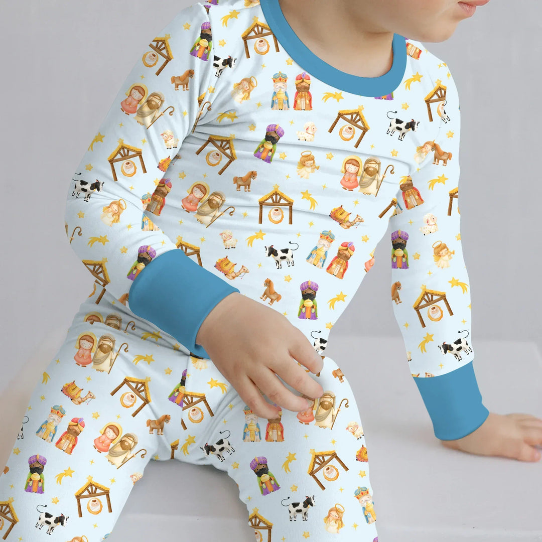 Zweiteiliges Langarm-Pyjama-Set mit Sommerfrüchten