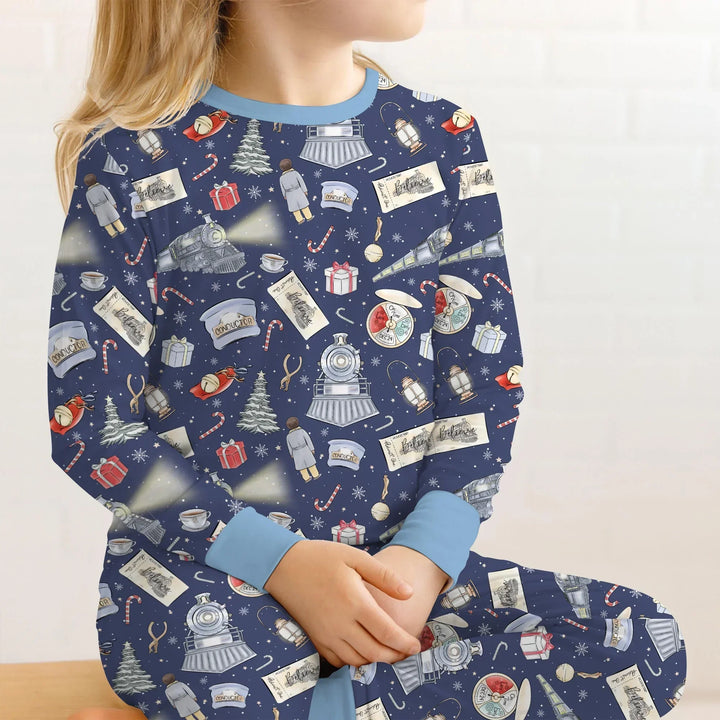 Zweiteiliges Langarm-Pyjama-Set mit Sommerfrüchten