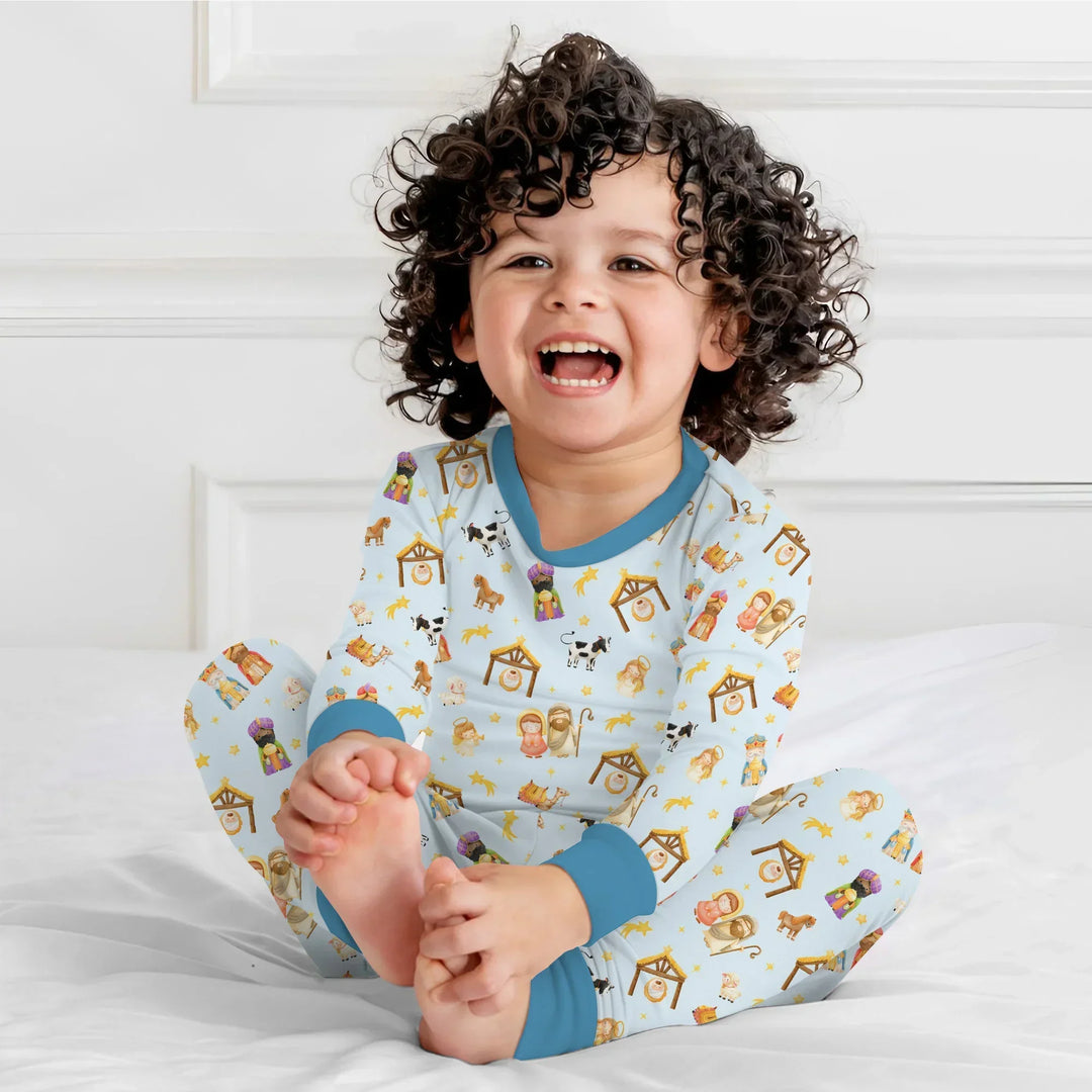 Zweiteiliges Langarm-Pyjama-Set mit Sommerfrüchten