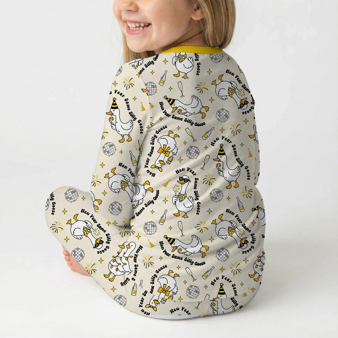 Zweiteiliges Langarm-Pyjama-Set mit Sommerfrüchten