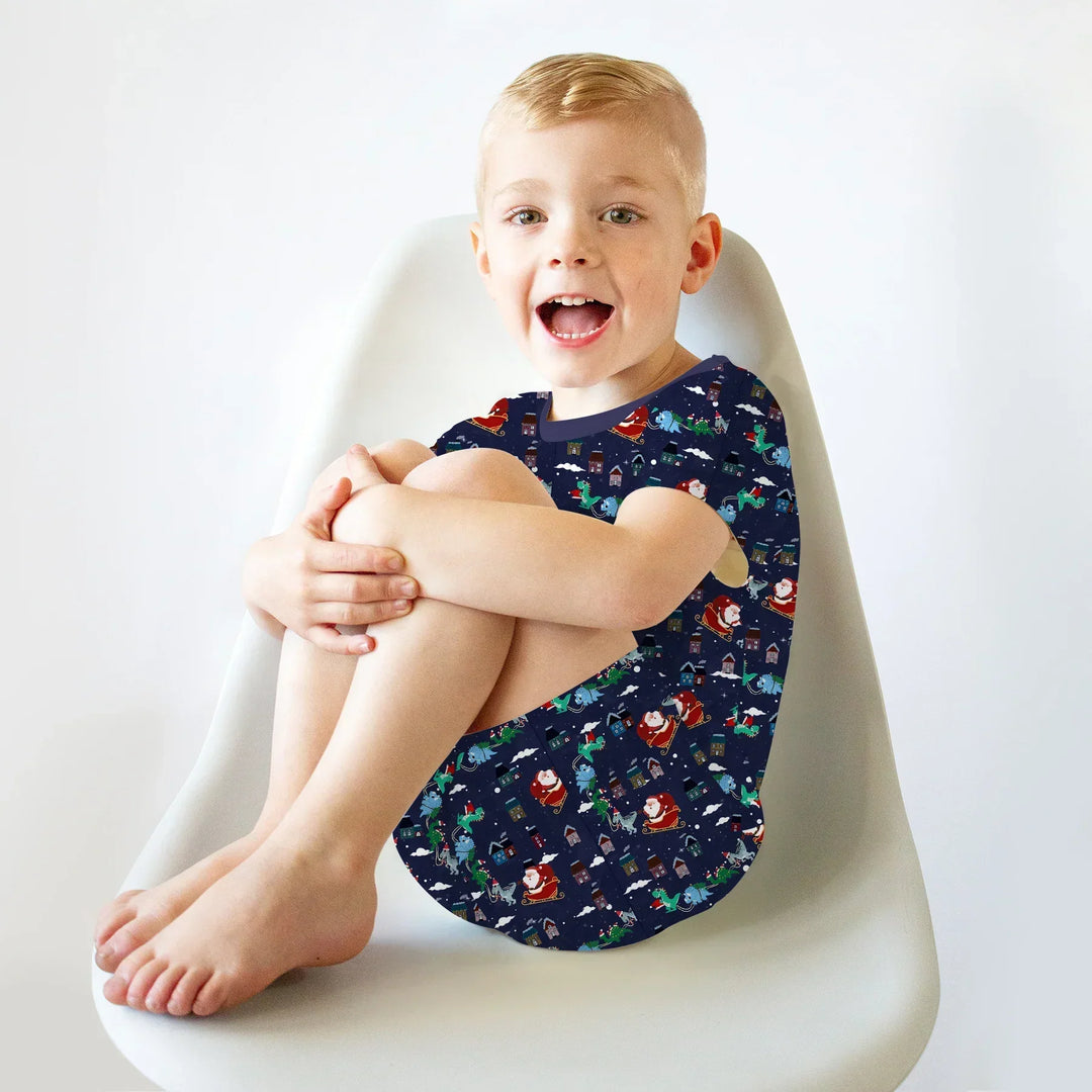 Template Zweiteiliges Pyjama-Set mit kurzen Ärmeln und Shorts