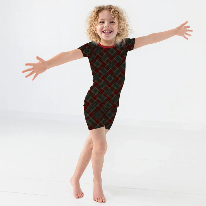 Template Zweiteiliges Pyjama-Set mit kurzen Ärmeln und Shorts