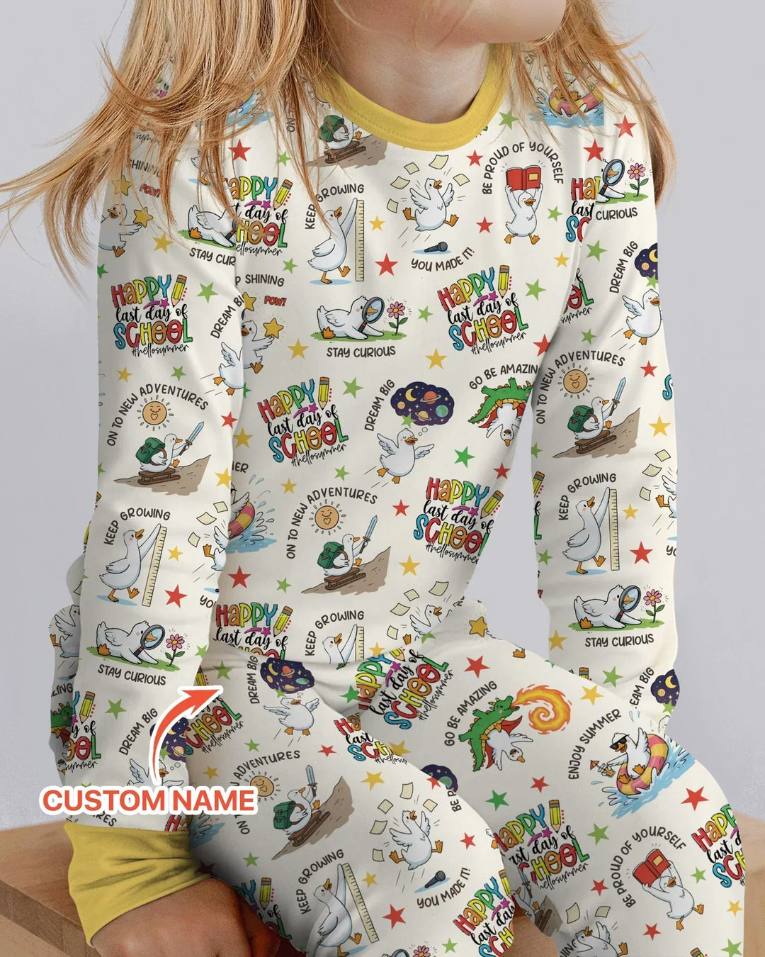 Zweiteiliges Langarm-Pyjama-Set mit Sommerfrüchten