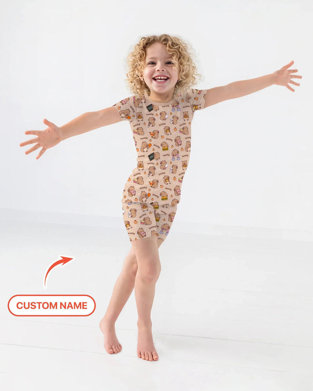 Zweiteiliges Pyjama-Set mit kurzen Ärmeln und Shorts im Sommer-Design