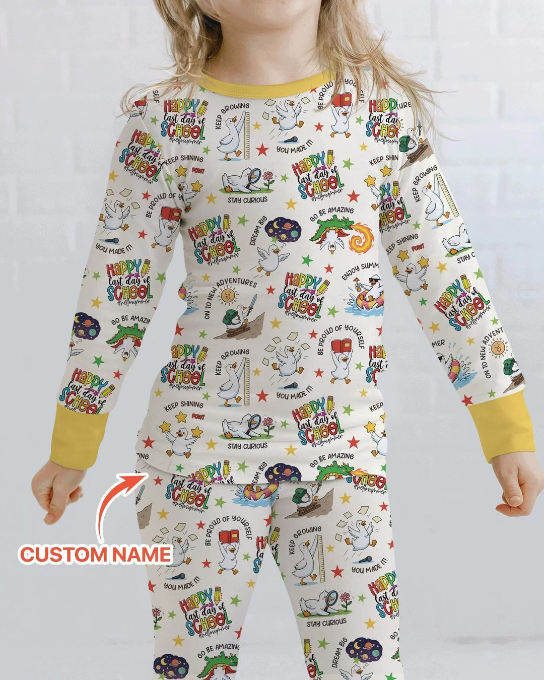 Zweiteiliges Langarm-Pyjama-Set mit Sommerfrüchten
