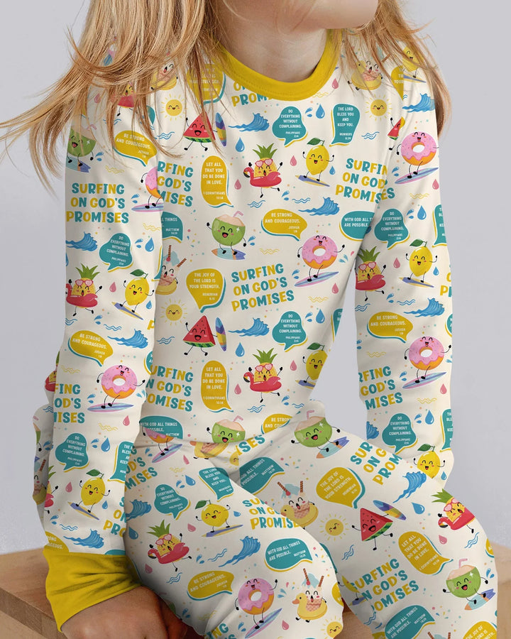 Zweiteiliges Langarm-Pyjama-Set mit Sommerfrüchten