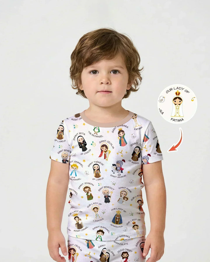 Template Zweiteiliges Pyjama-Set mit kurzen Ärmeln und Shorts