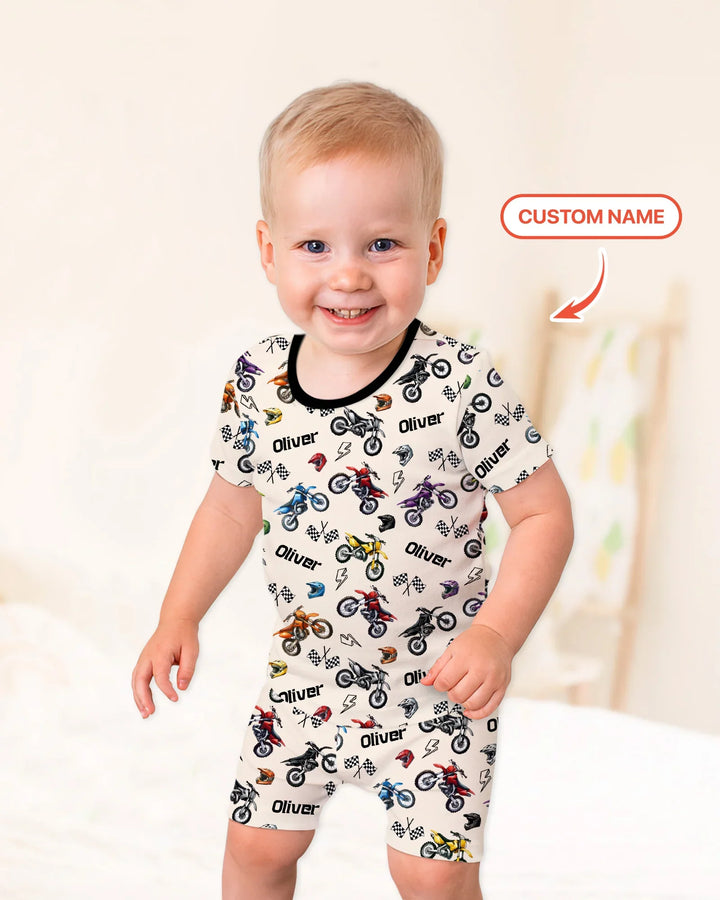 Zweiteiliges Pyjama-Set mit kurzen Ärmeln und Shorts im Sommer-Design