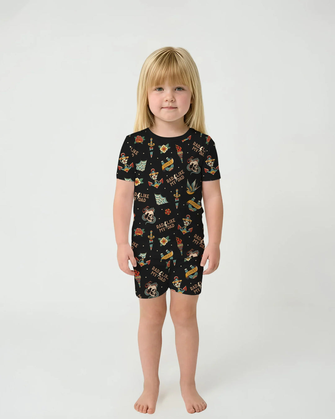 Template Zweiteiliges Pyjama-Set mit kurzen Ärmeln und Shorts