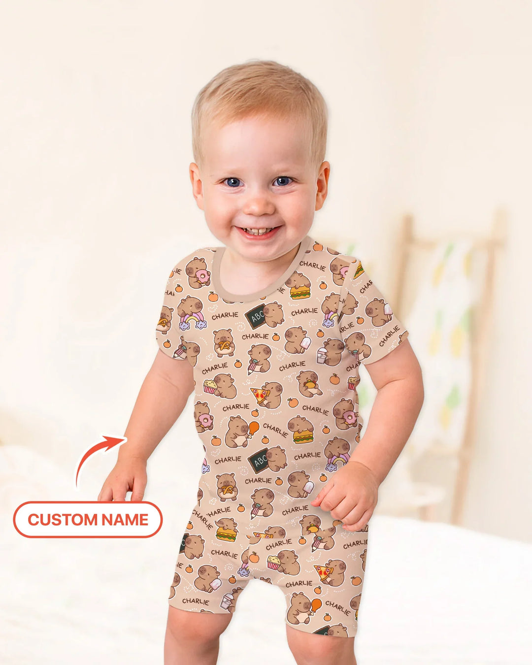 Zweiteiliges Pyjama-Set mit kurzen Ärmeln und Shorts im Sommer-Design
