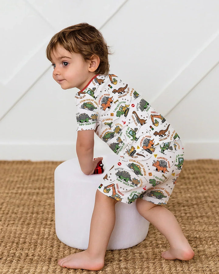 Template Zweiteiliges Pyjama-Set mit kurzen Ärmeln und Shorts