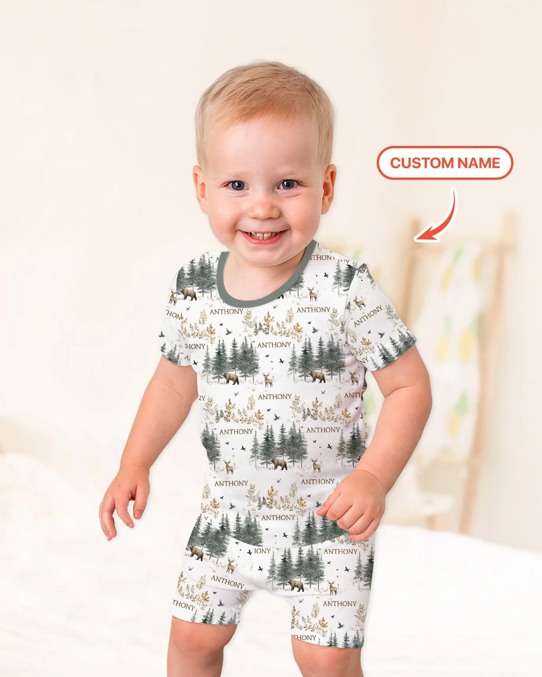 Zweiteiliges Pyjama-Set mit kurzen Ärmeln und Shorts im Sommer-Design