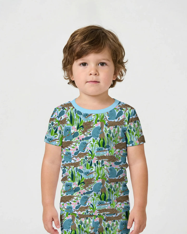 Template Zweiteiliges Pyjama-Set mit kurzen Ärmeln und Shorts