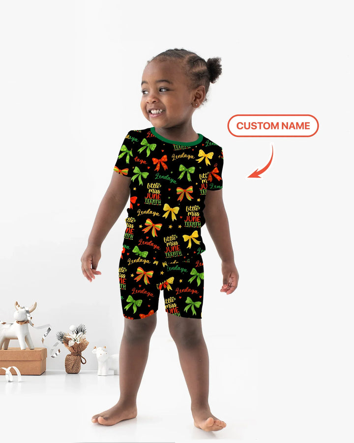 Zweiteiliges Pyjama-Set mit kurzen Ärmeln und Shorts im Sommer-Design