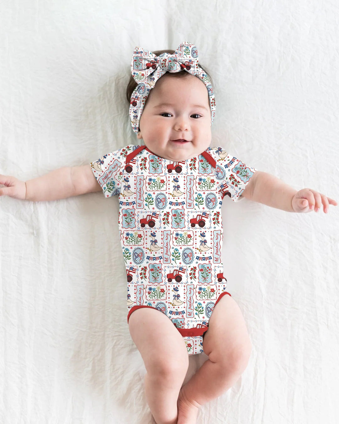 Gerippte Babykleidung mit individuellem Foto - Weich &amp; Skizzenhaft