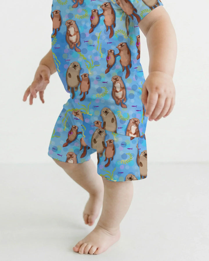 Template Zweiteiliges Pyjama-Set mit kurzen Ärmeln und Shorts