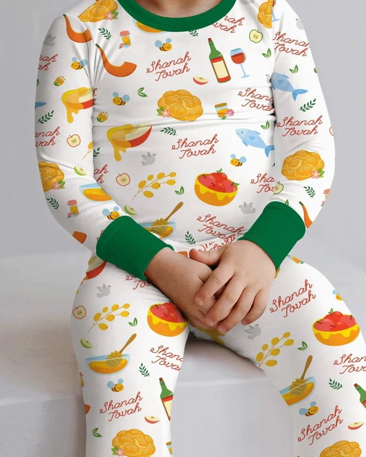 Zweiteiliges Langarm-Pyjama-Set mit Sommerfrüchten