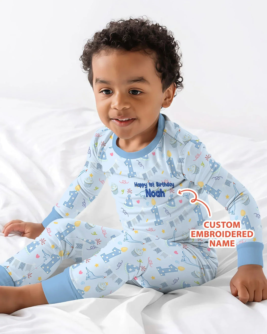 Zweiteiliges Langarm-Pyjama-Set mit Sommerfrüchten