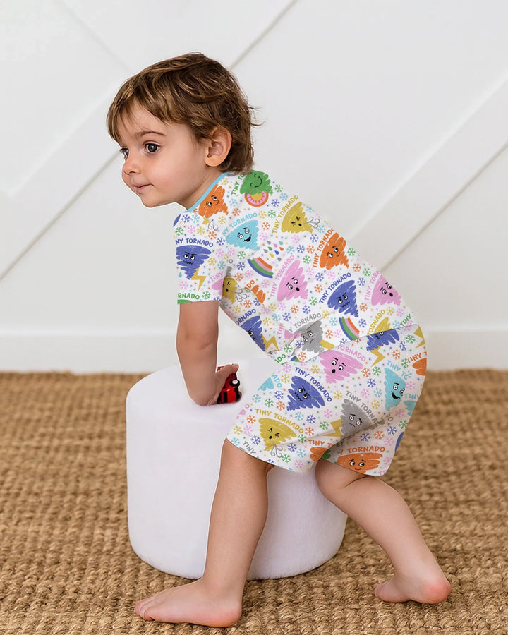 Template Zweiteiliges Pyjama-Set mit kurzen Ärmeln und Shorts