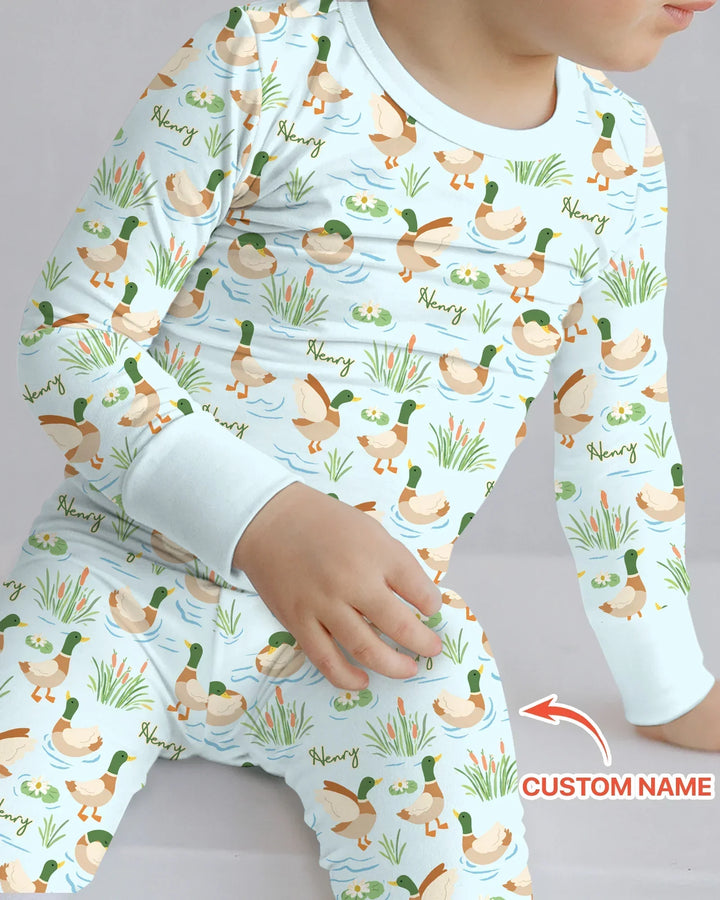 Zweiteiliges Langarm-Pyjama-Set mit Sommerfrüchten