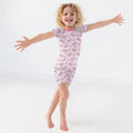 Template Zweiteiliges Pyjama-Set mit kurzen Ärmeln und Shorts