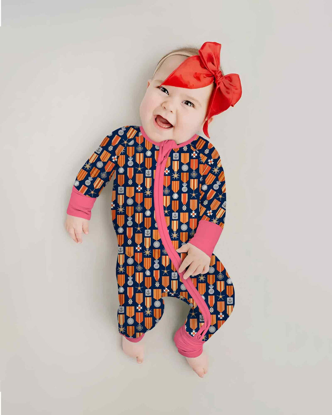 Gerippte Babykleidung mit individuellem Foto - Weich &amp; Skizzenhaft