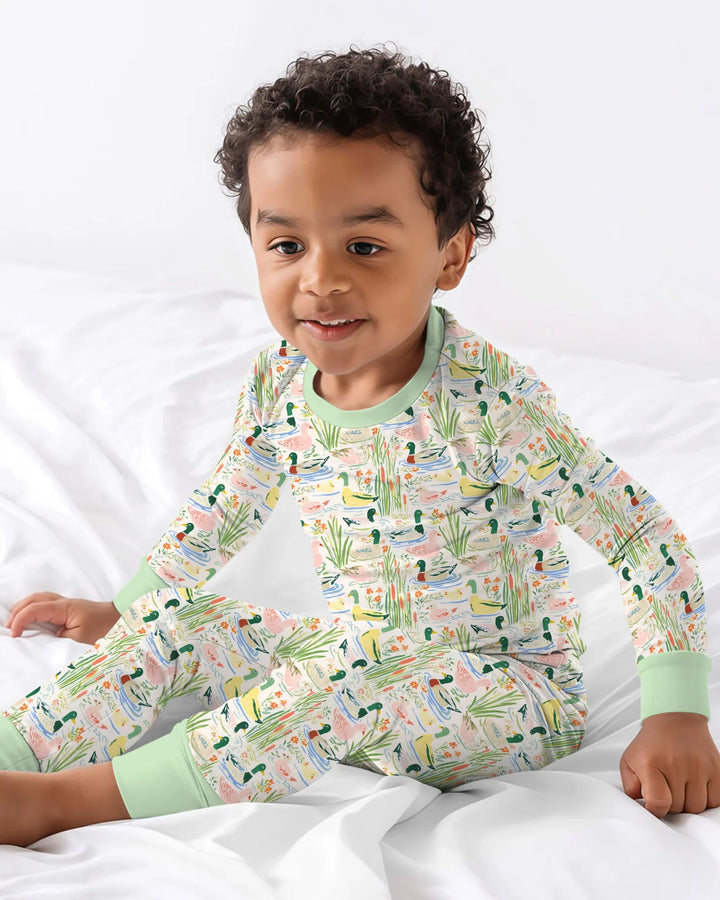 Zweiteiliges Langarm-Pyjama-Set mit Sommerfrüchten