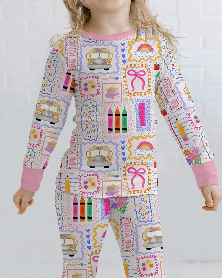 Zweiteiliges Langarm-Pyjama-Set mit Sommerfrüchten
