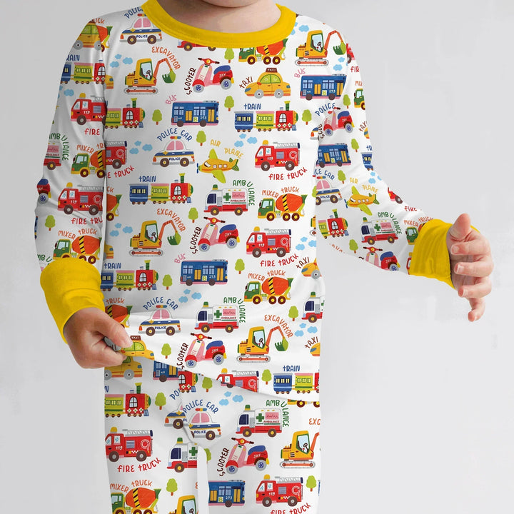 Zweiteiliges Langarm-Pyjama-Set mit Sommerfrüchten