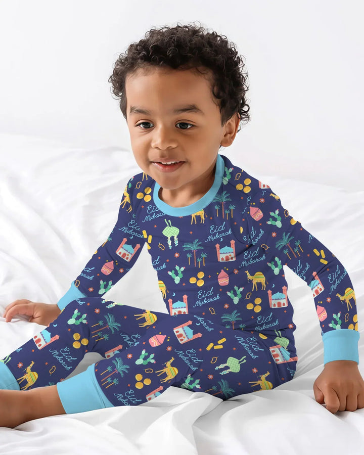 Zweiteiliges Langarm-Pyjama-Set mit Sommerfrüchten